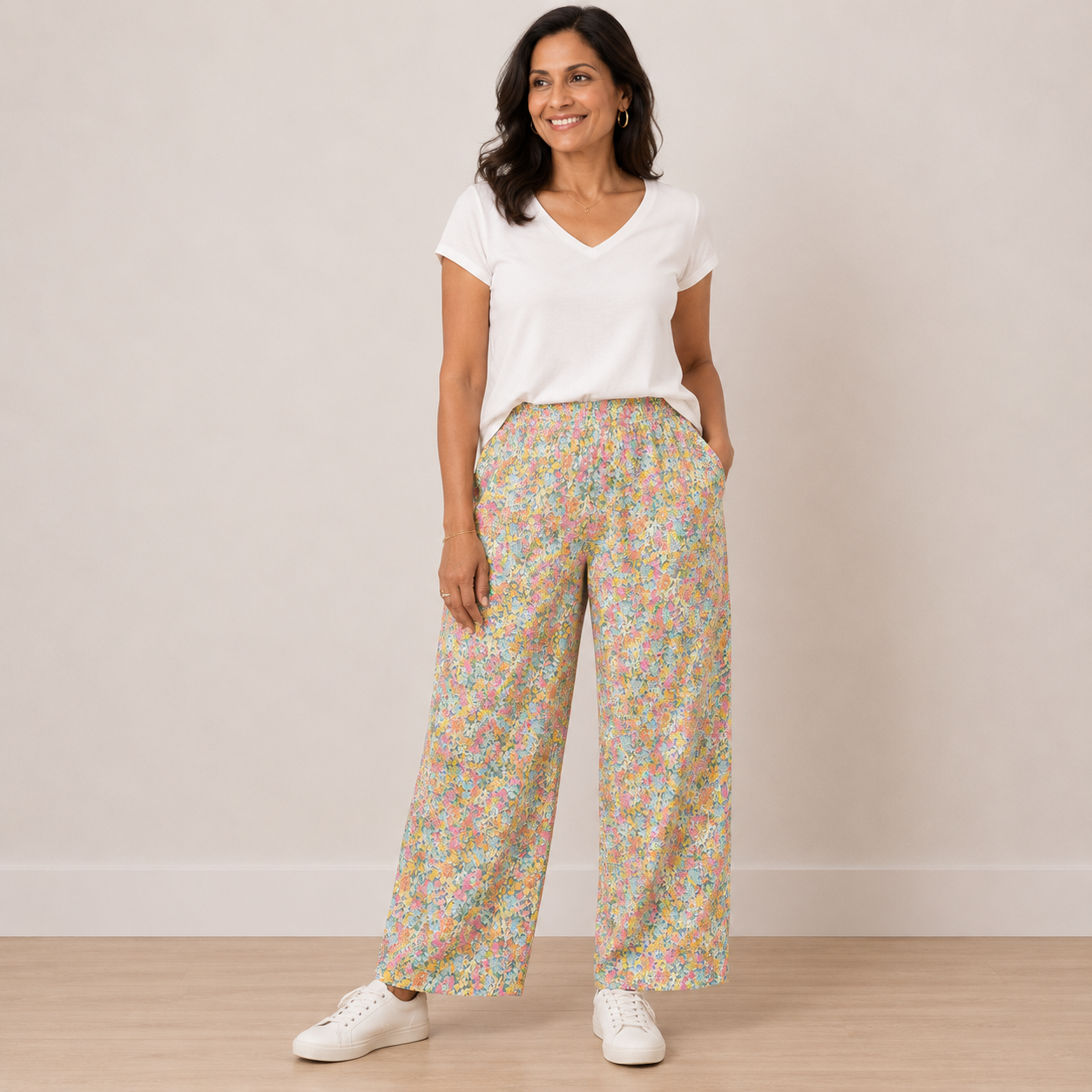 Dalmart ex mail order clothing model image featuring brand new women's mature fashion.