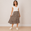 Dalmart ex mail order clothing model image featuring brand new women's mature fashion.
